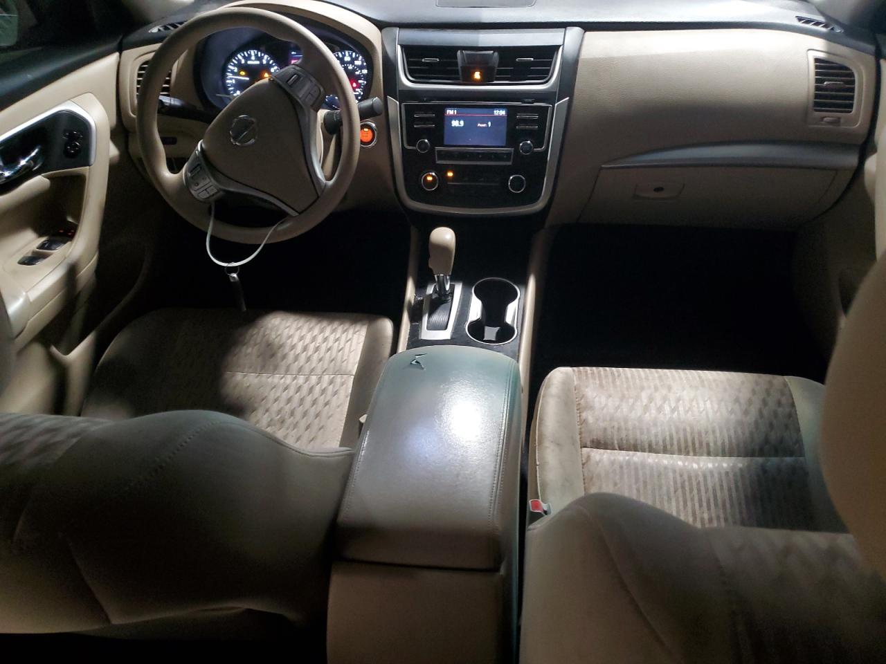 2016 Nissan Altima - Image 8