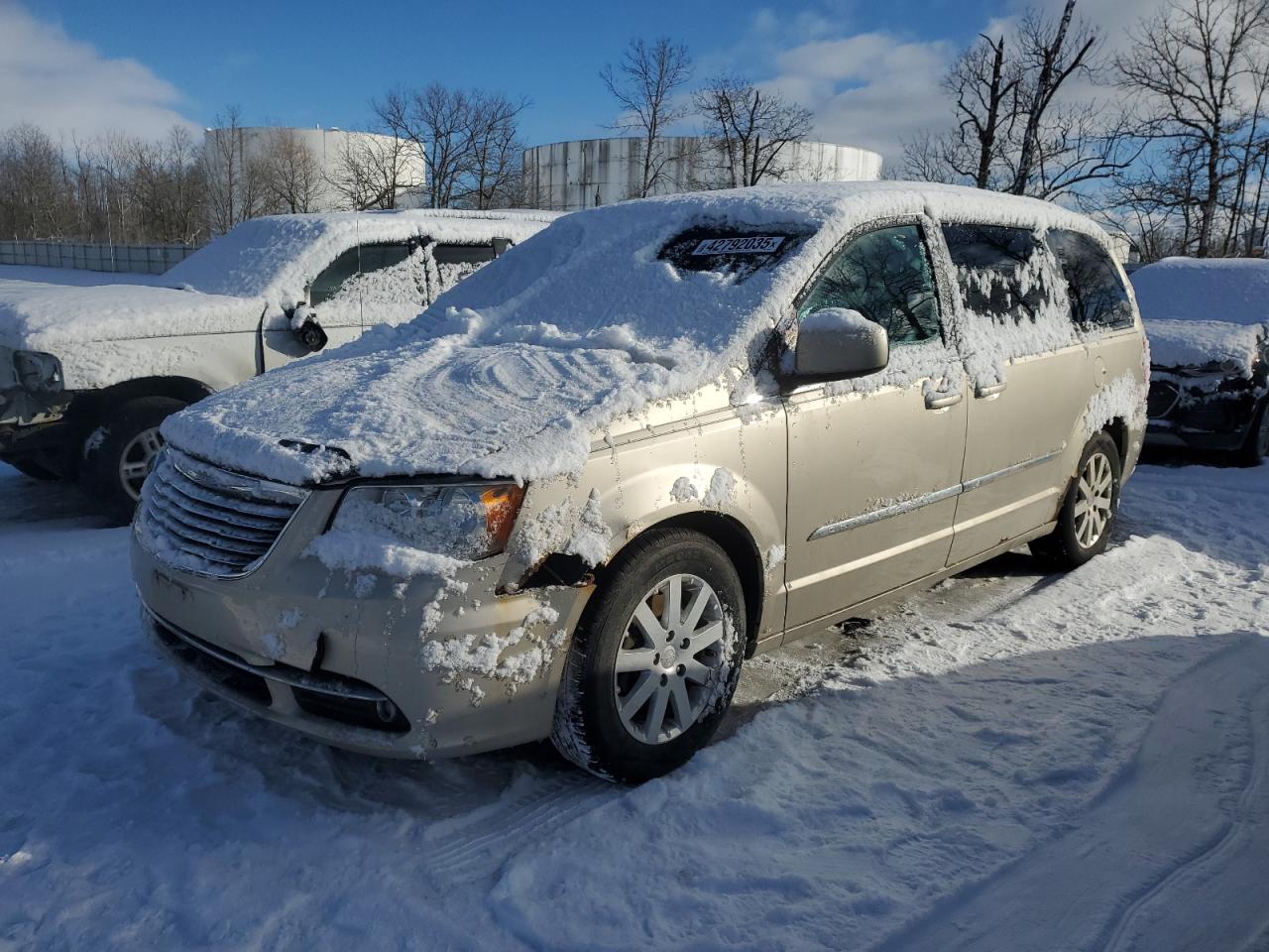 2013 Chrysler Town & Country - Image 1