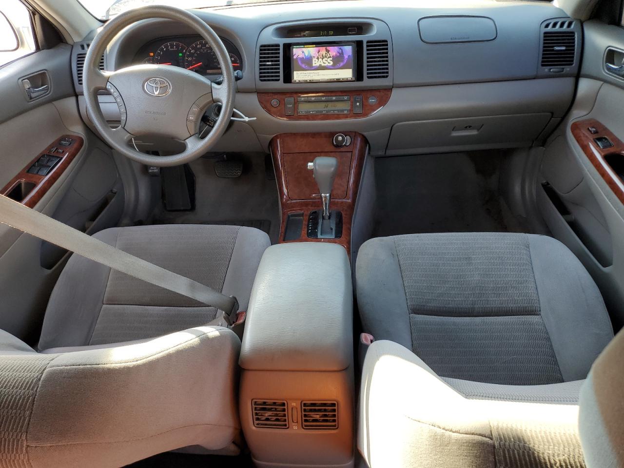 2006 Toyota Camry - Image 8