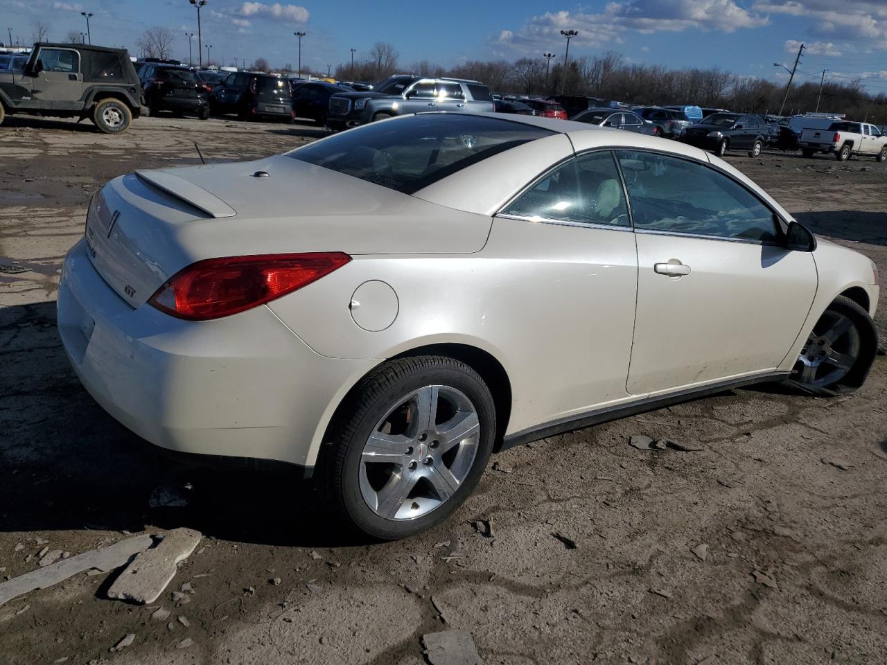 2009 Pontiac G6 - Image 3