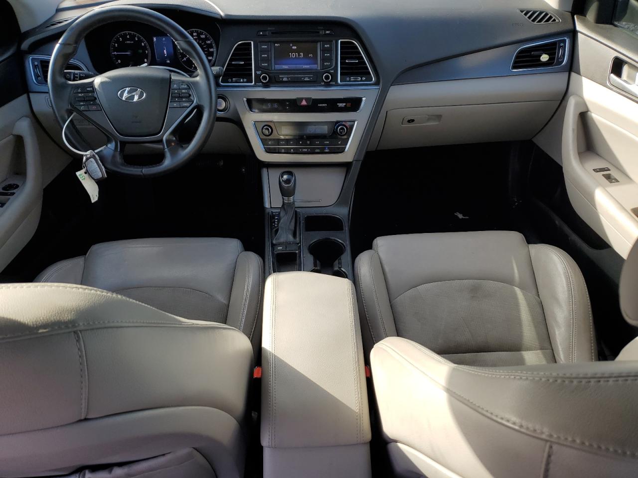 2015 Hyundai Sonata - Image 8