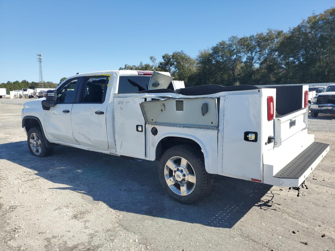 2023 Chevrolet Silverado - Image 2