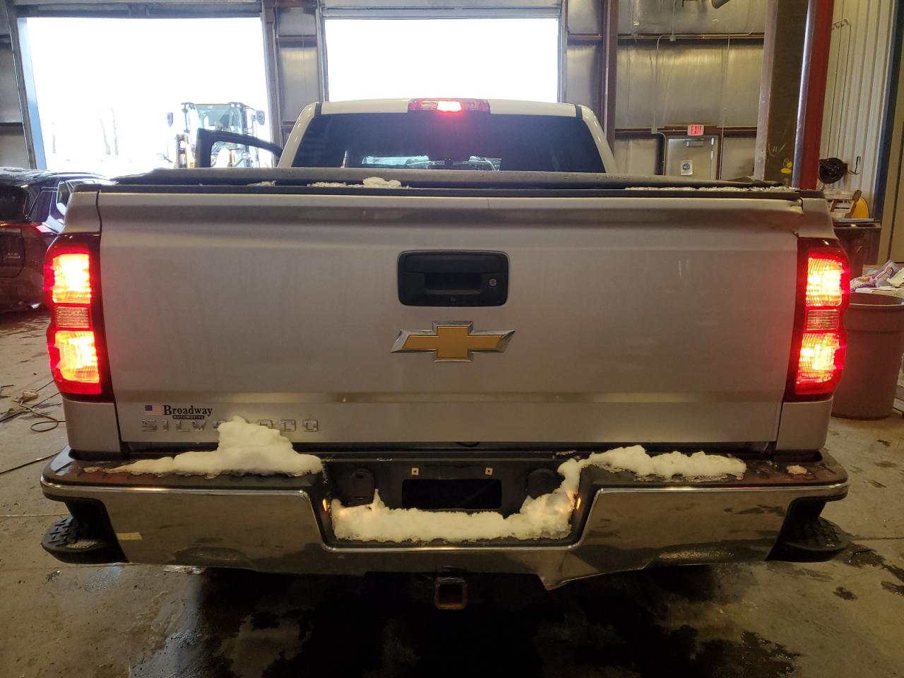 2015 Chevrolet Silverado - Image 6