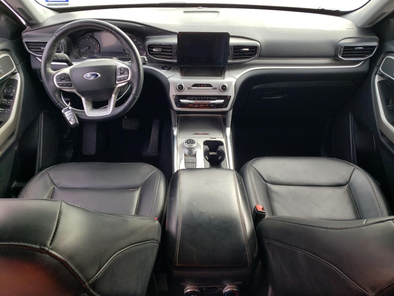 2021 Ford Explorer - Image 8
