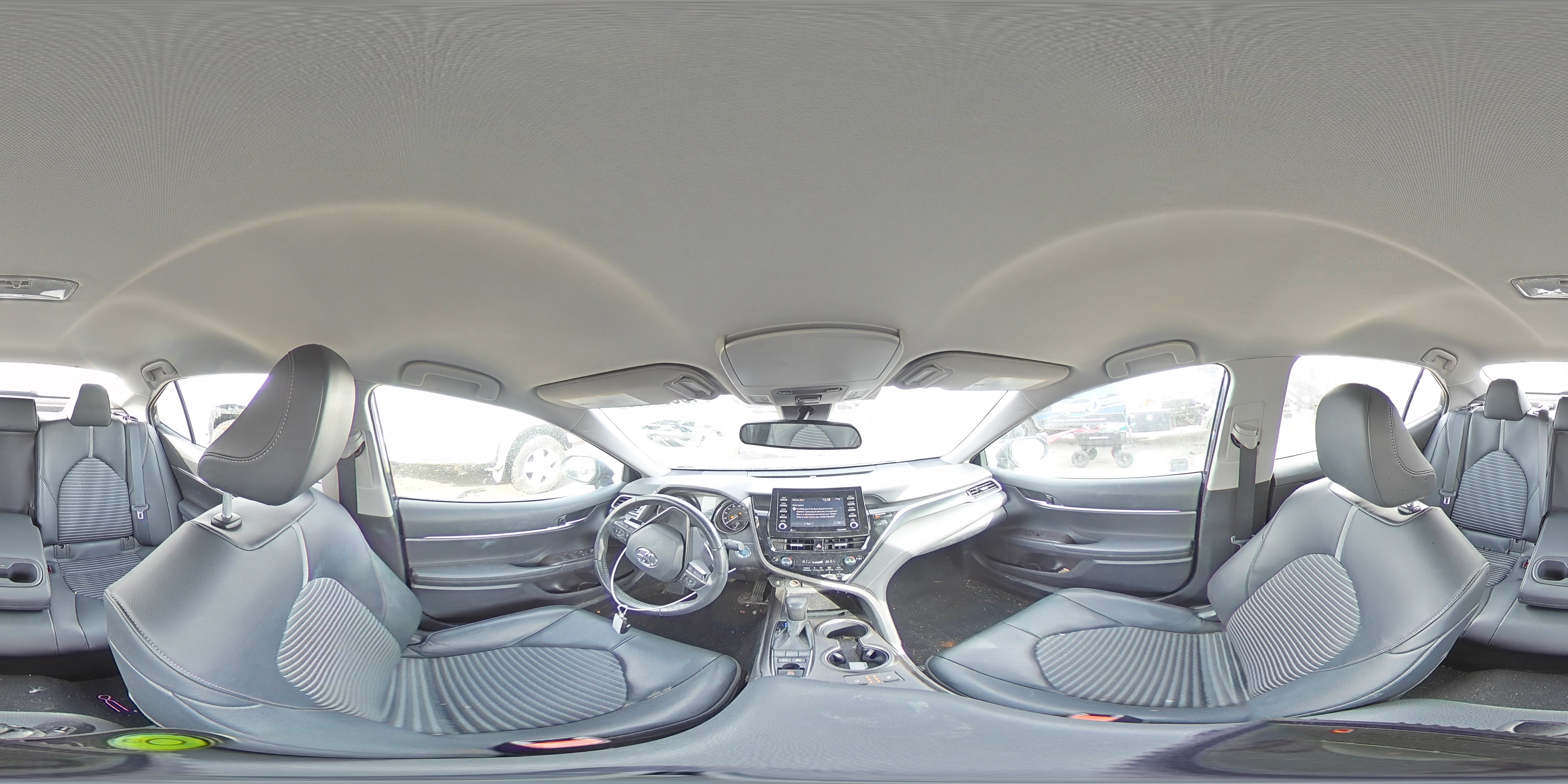 2022 Toyota Camry - Image 12