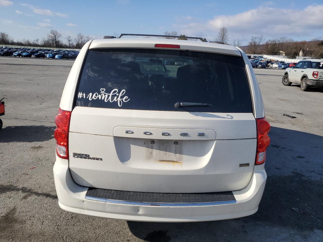 2012 Dodge Caravan - Image 6