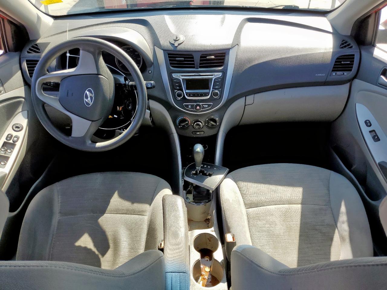 2015 Hyundai Accent - Image 8