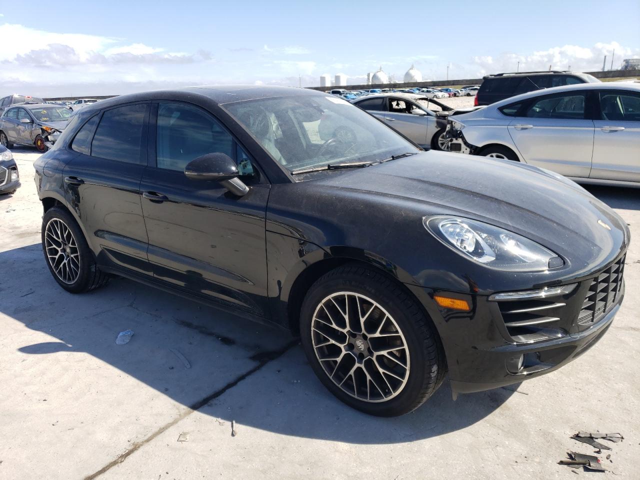 2018 Porsche Macan - Image 4