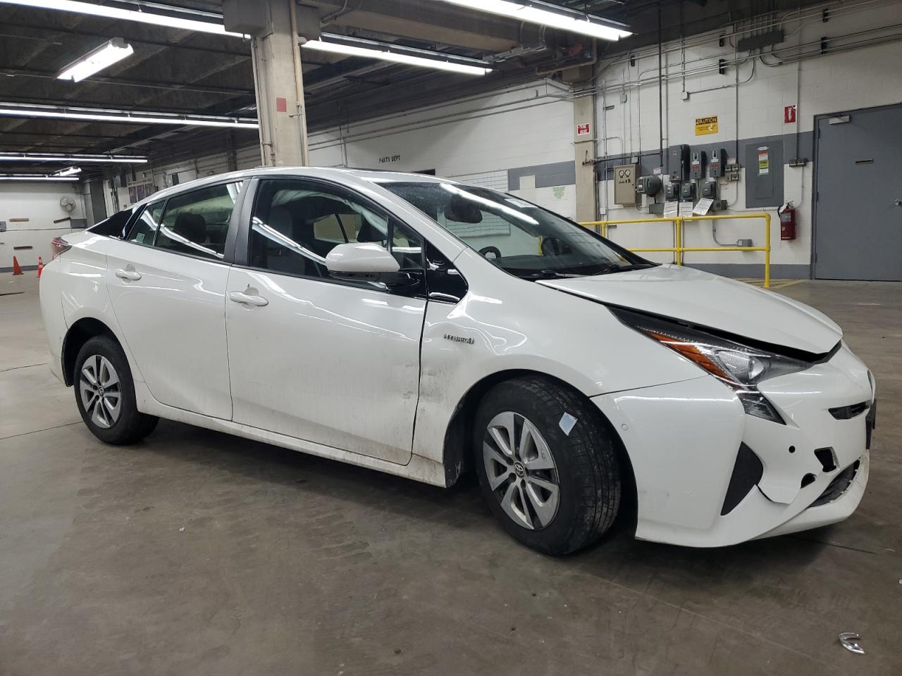 2018 Toyota Prius - Image 4