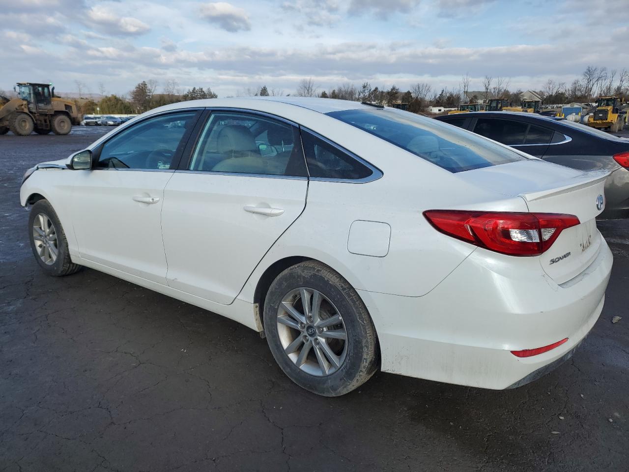 2017 Hyundai Sonata - Image 2