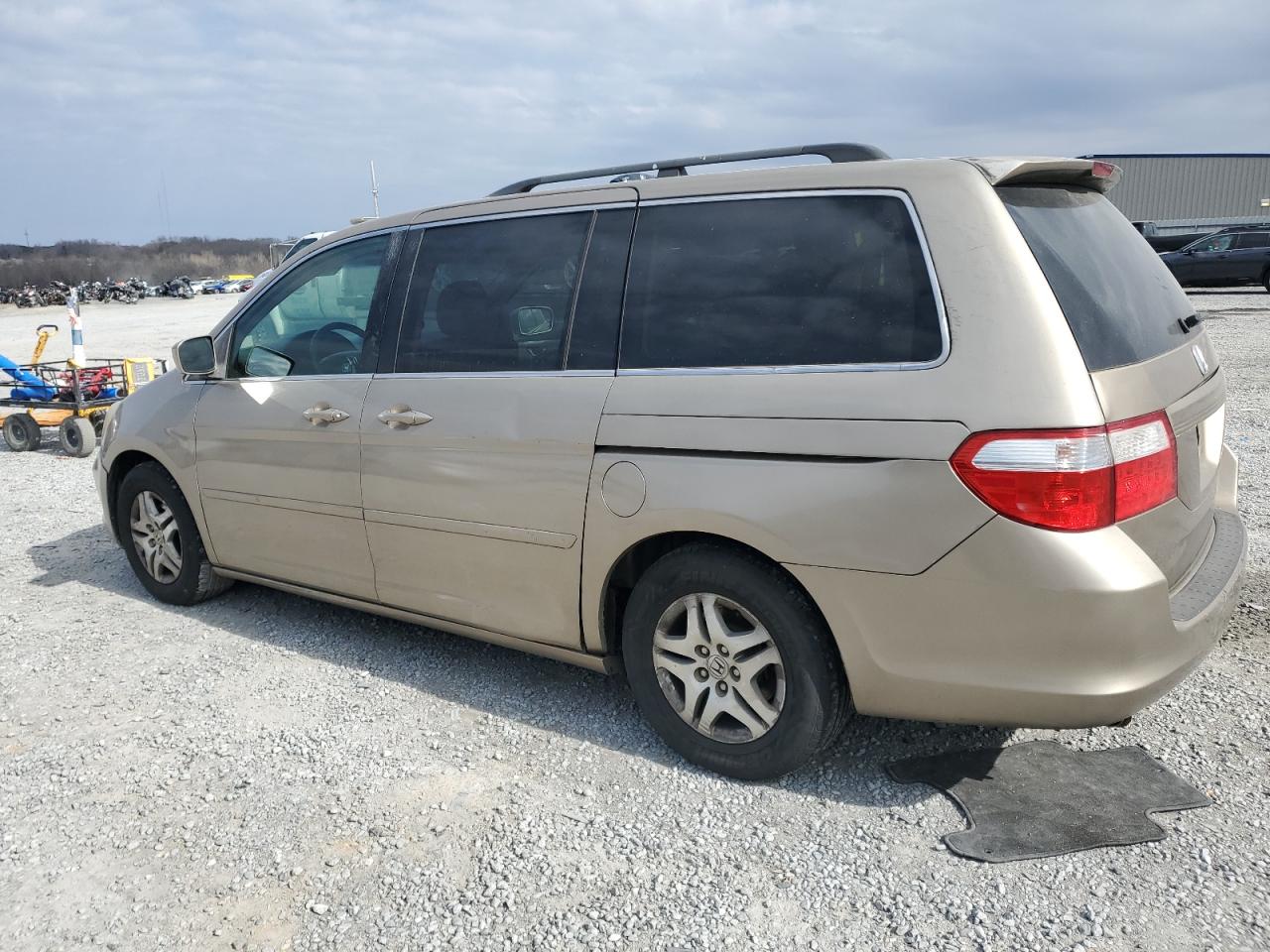 2006 Honda Odyssey - Image 2