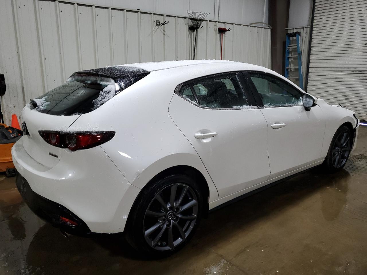 2021 Mazda 3 - Image 3