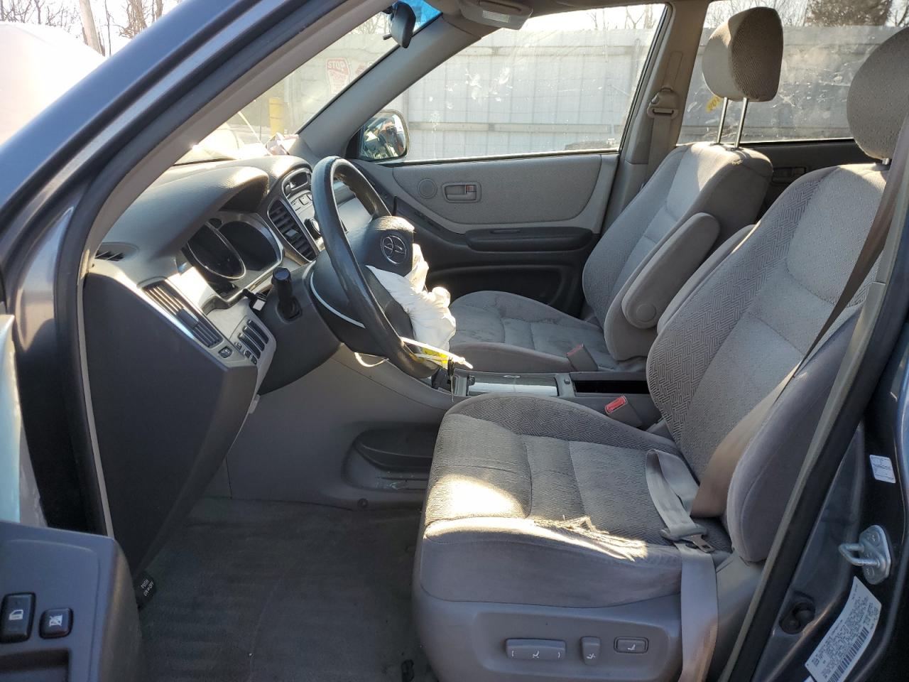 2002 Toyota Highlander - Image 7