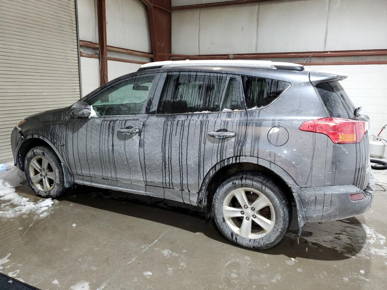 2014 Toyota RAV 4 - Image 2