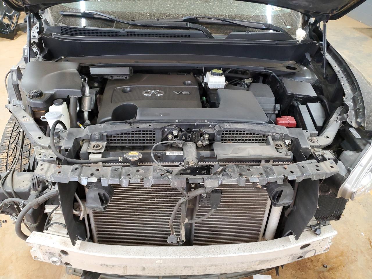 2015 Infiniti QX60 - Image 13