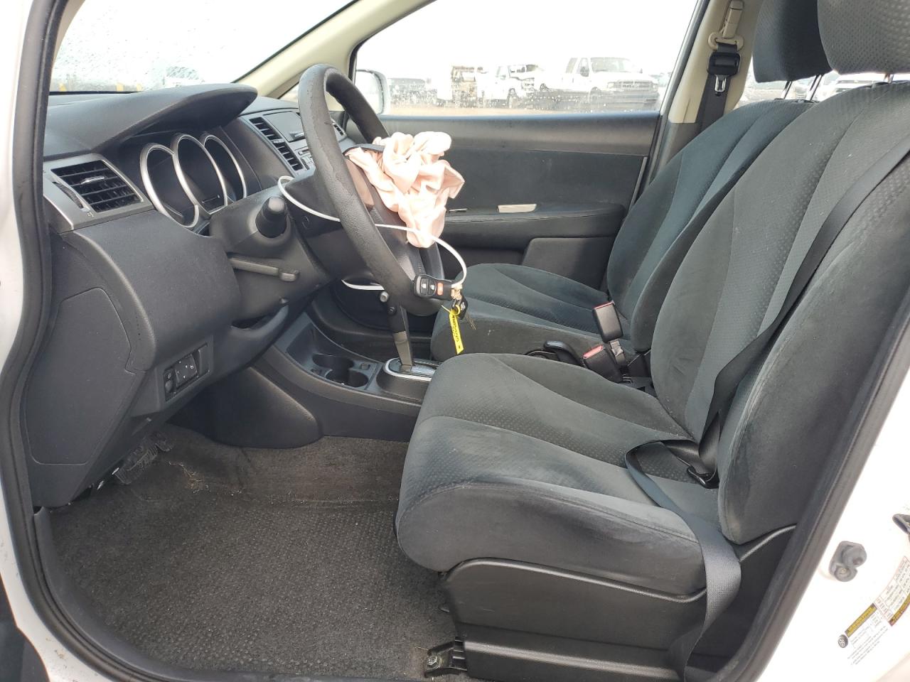 2010 Nissan Versa - Image 7