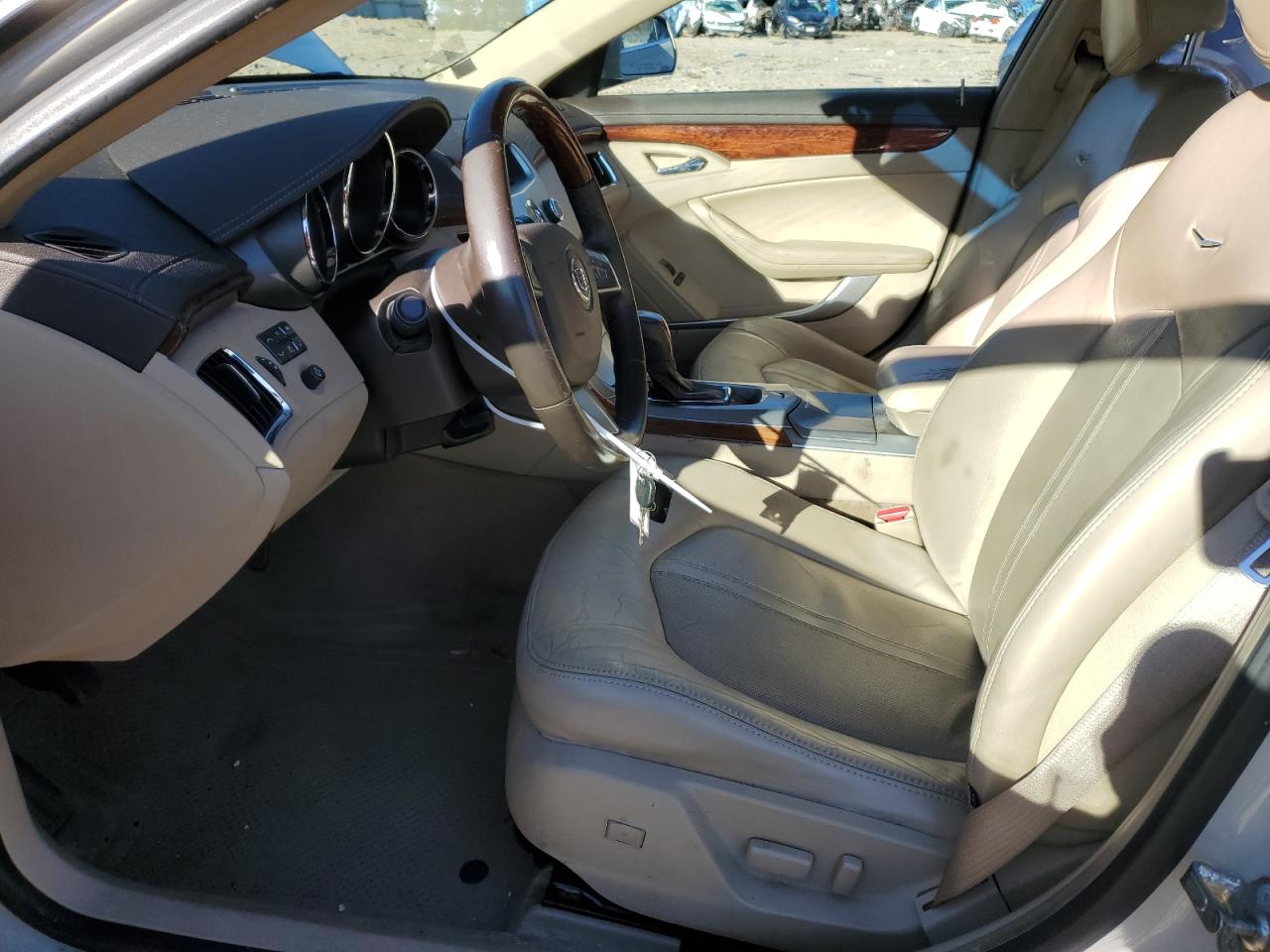 2010 Cadillac CTS - Image 7