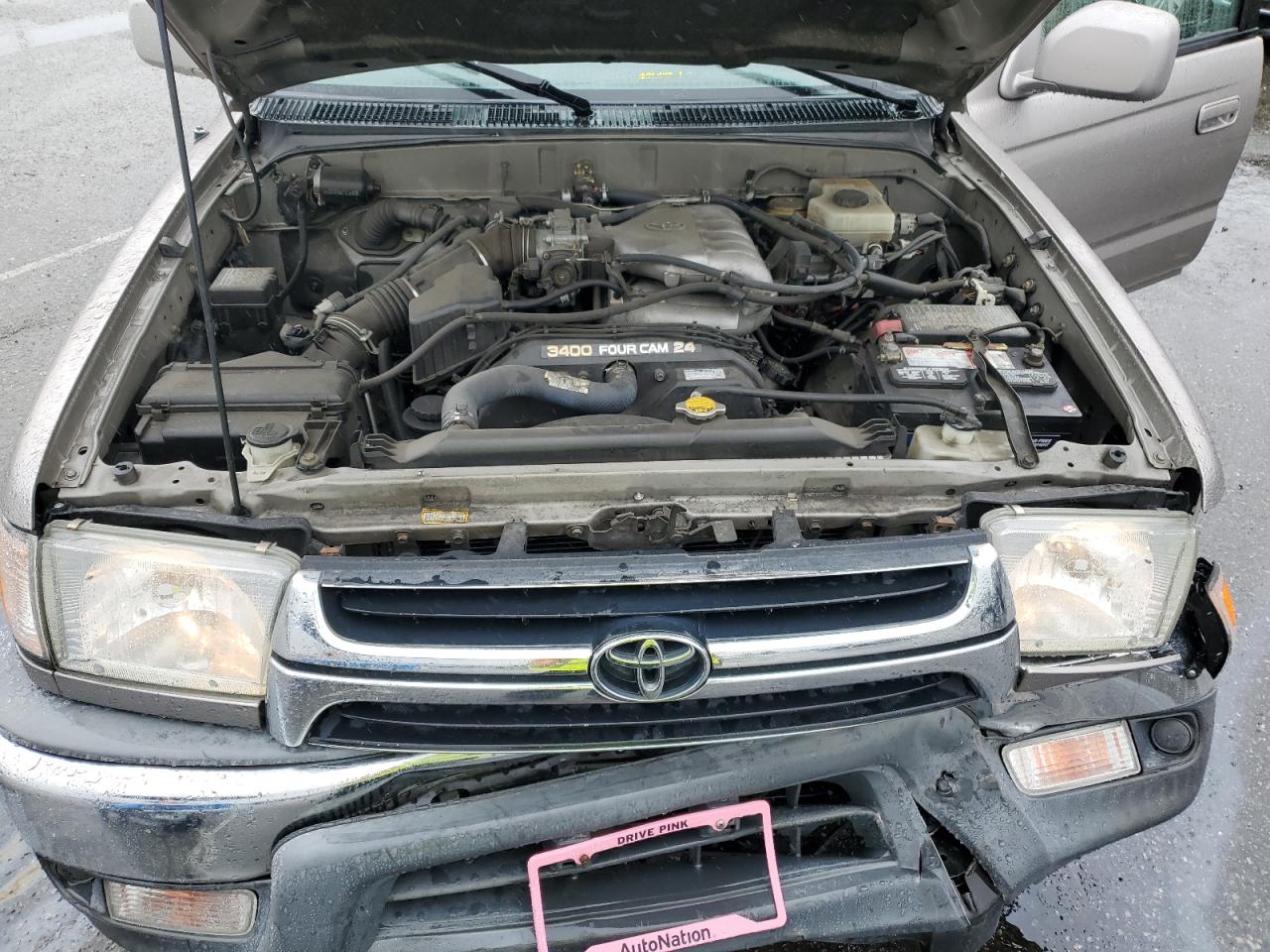 2002 Toyota 4Runner - Image 13