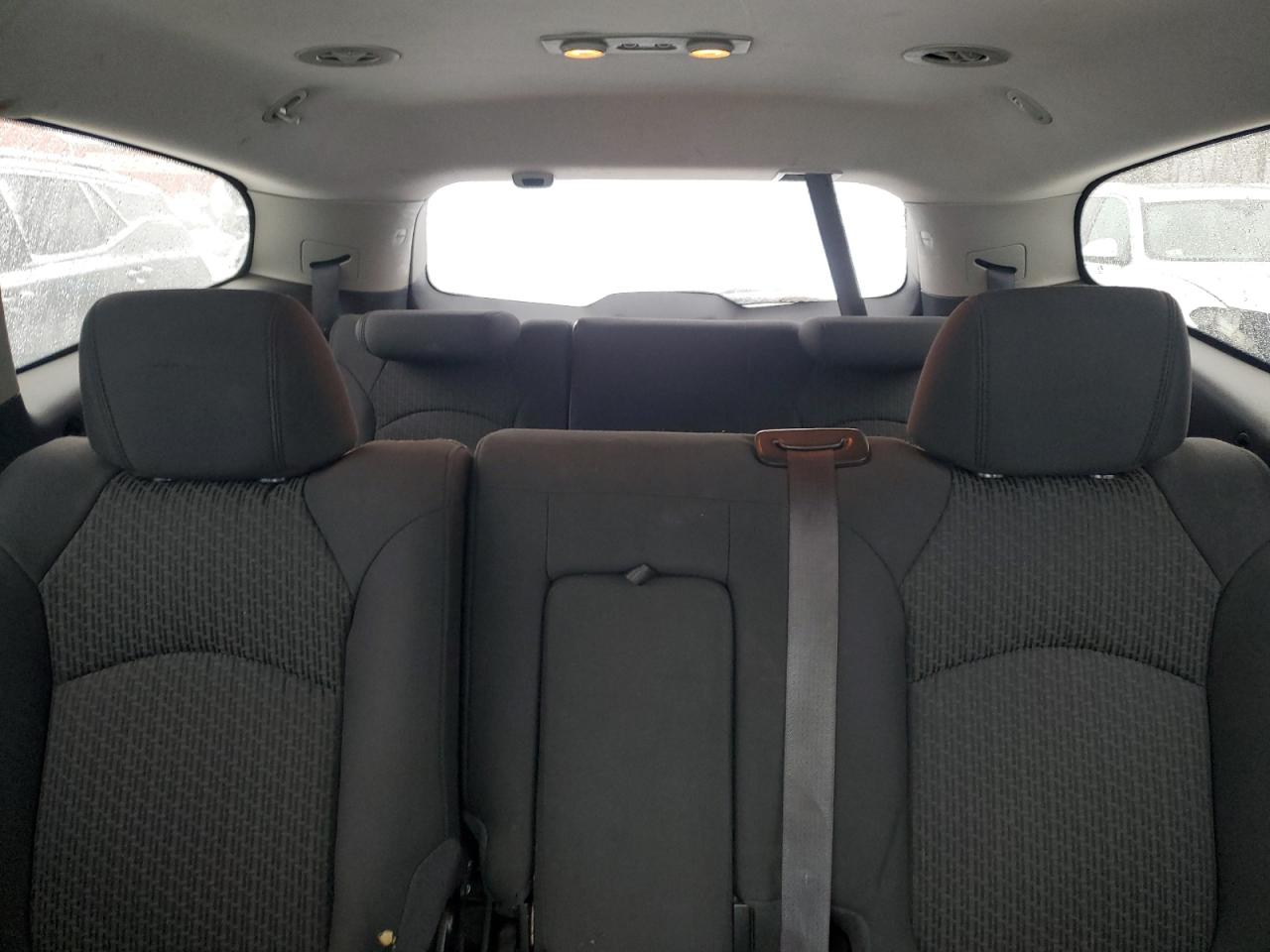 2009 Chevrolet Traverse - Image 10
