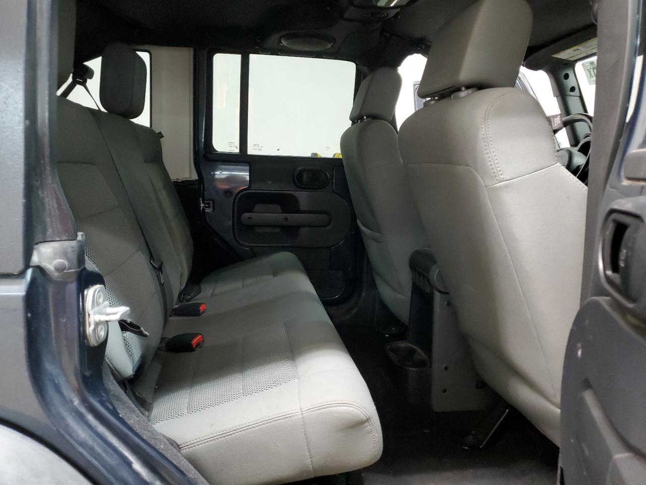 2008 Jeep Wrangler - Image 11