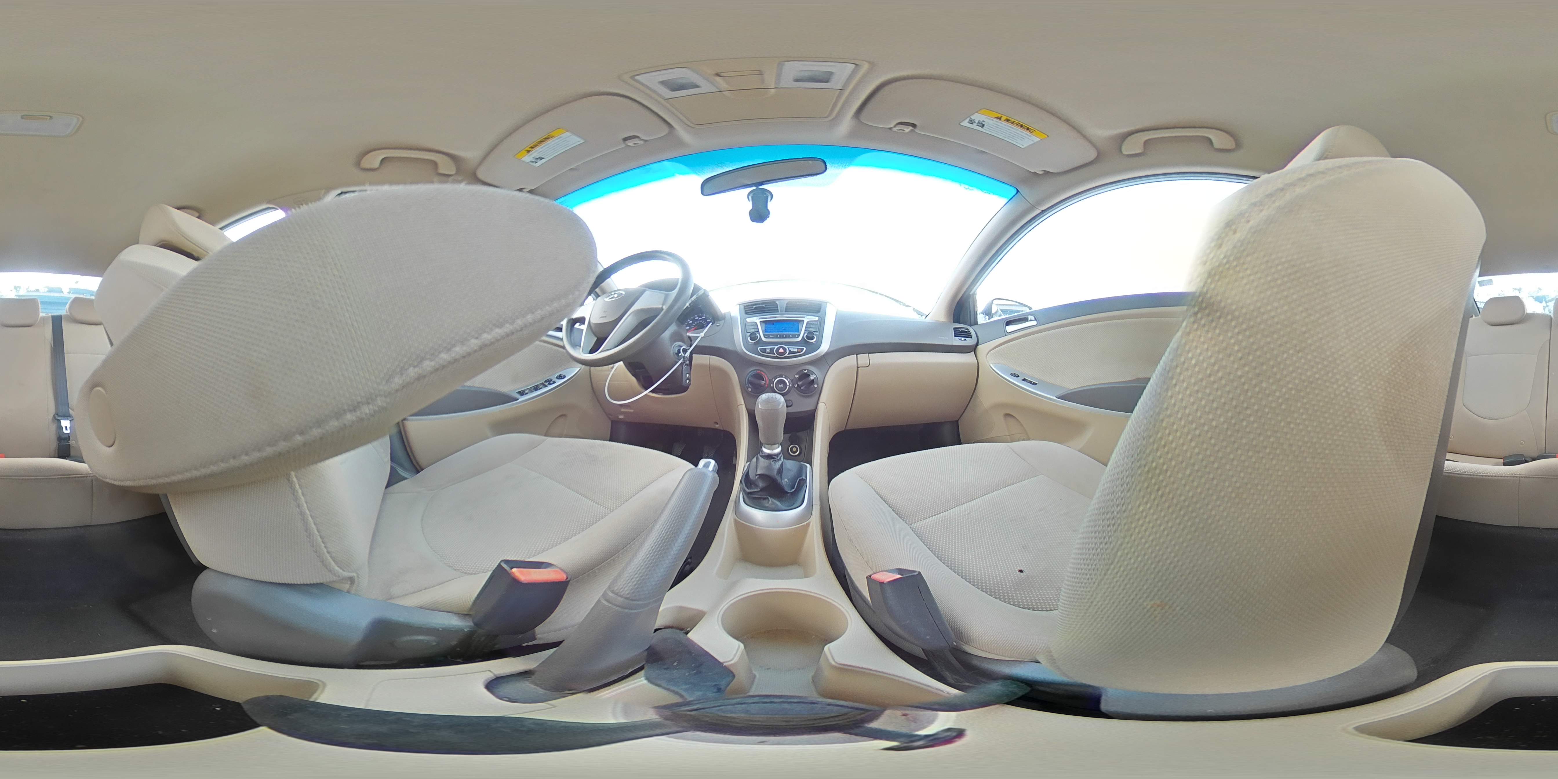 2014 Hyundai Accent - Image 14