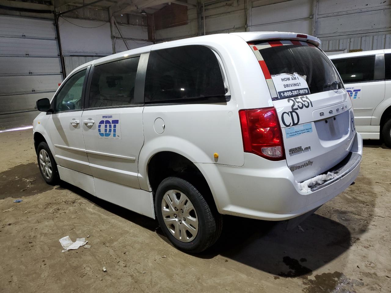 2017 Dodge Caravan - Image 2