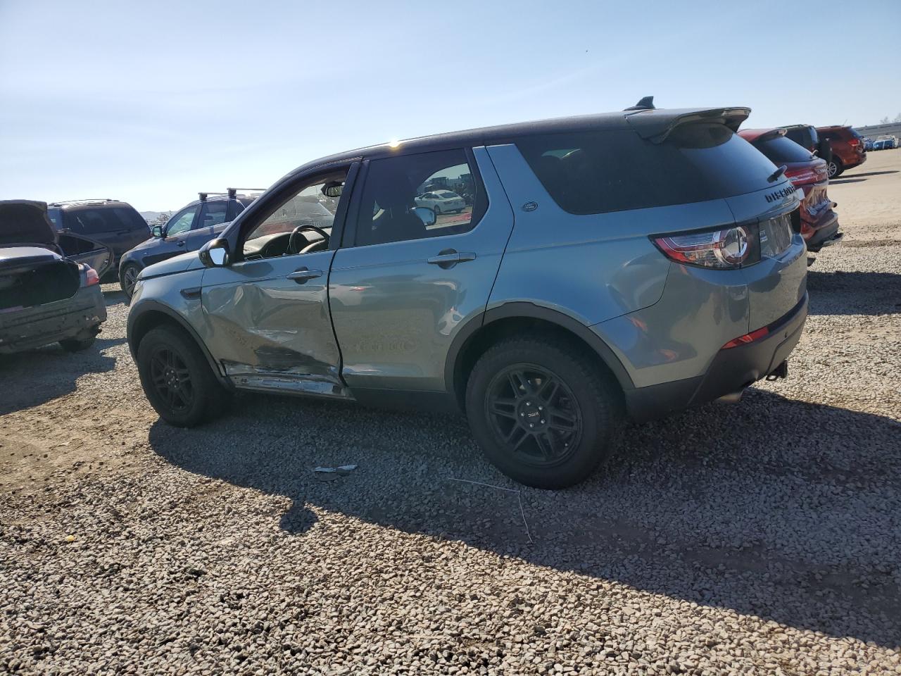 2016 Land Rover Discovery - Image 2