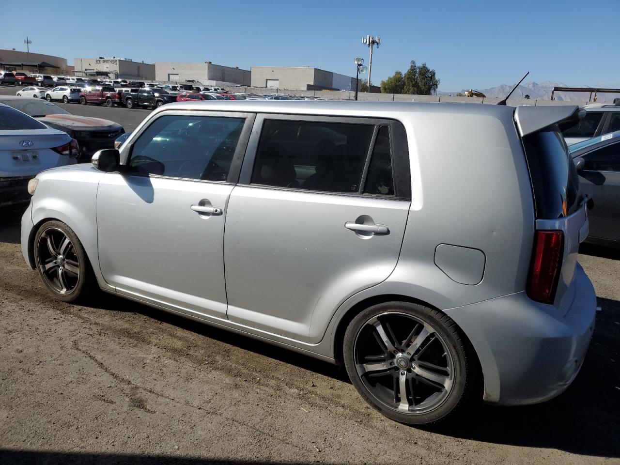 2008 Toyota xB - Image 2