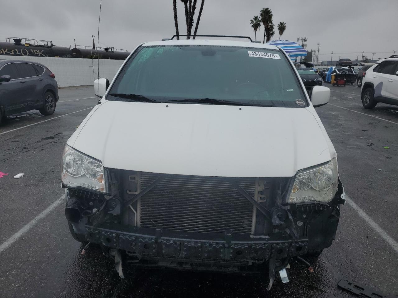 2019 Dodge Caravan - Image 5