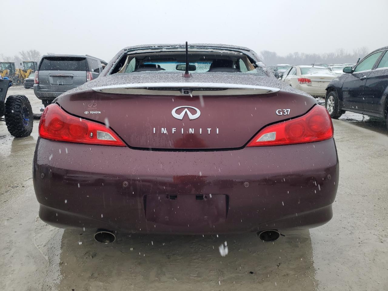 2010 Infiniti G - Image 6