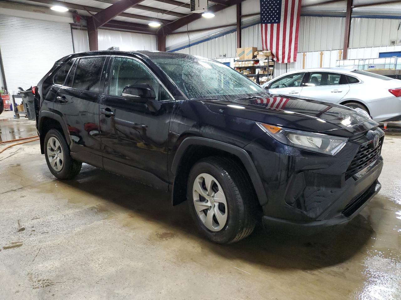 2022 Toyota RAV 4 - Image 4