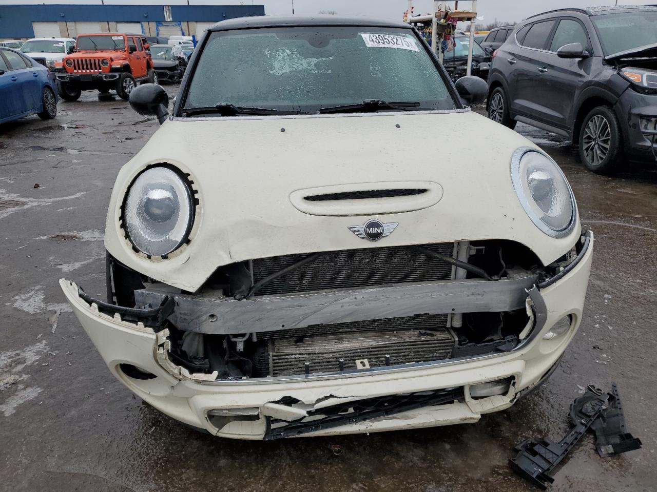 2015 MINI Cooper - Image 5