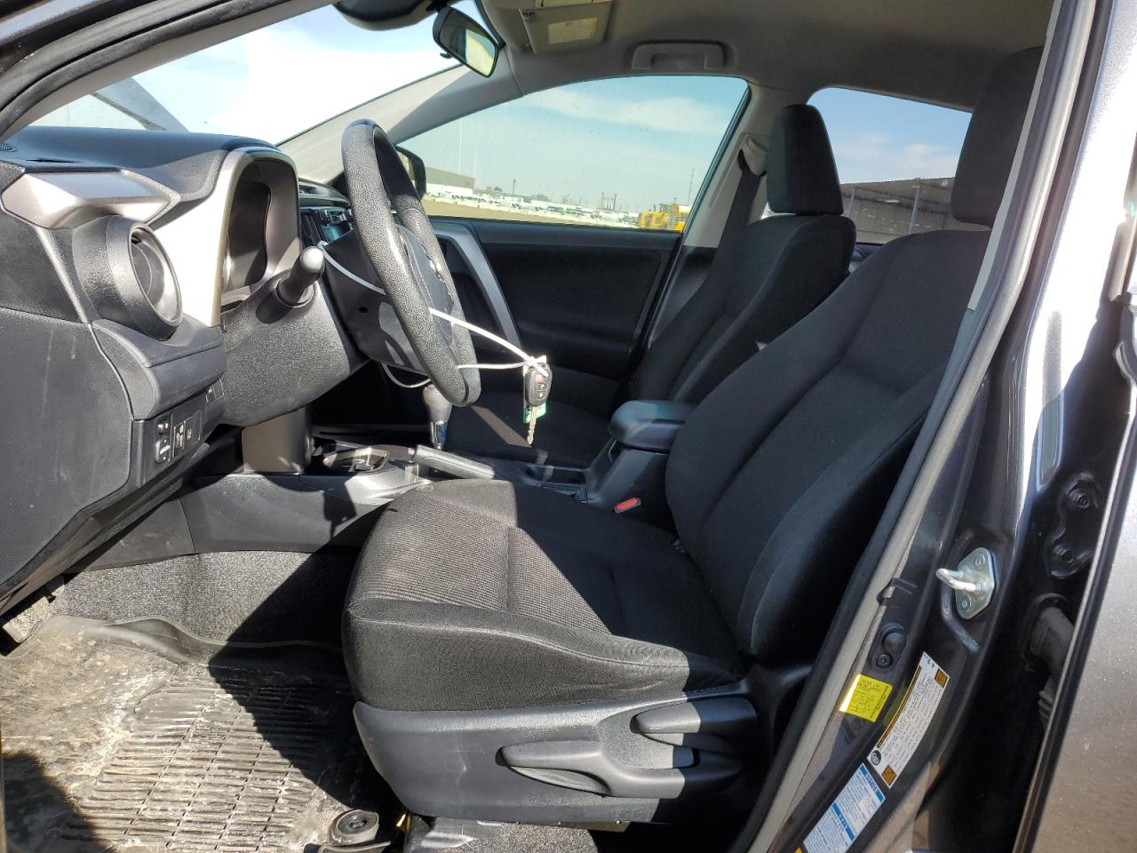 2018 Toyota RAV 4 - Image 7