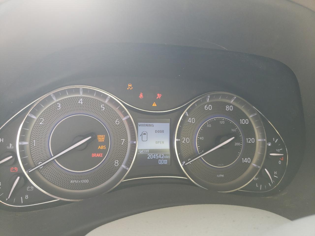 2013 Infiniti QX56 - Image 9