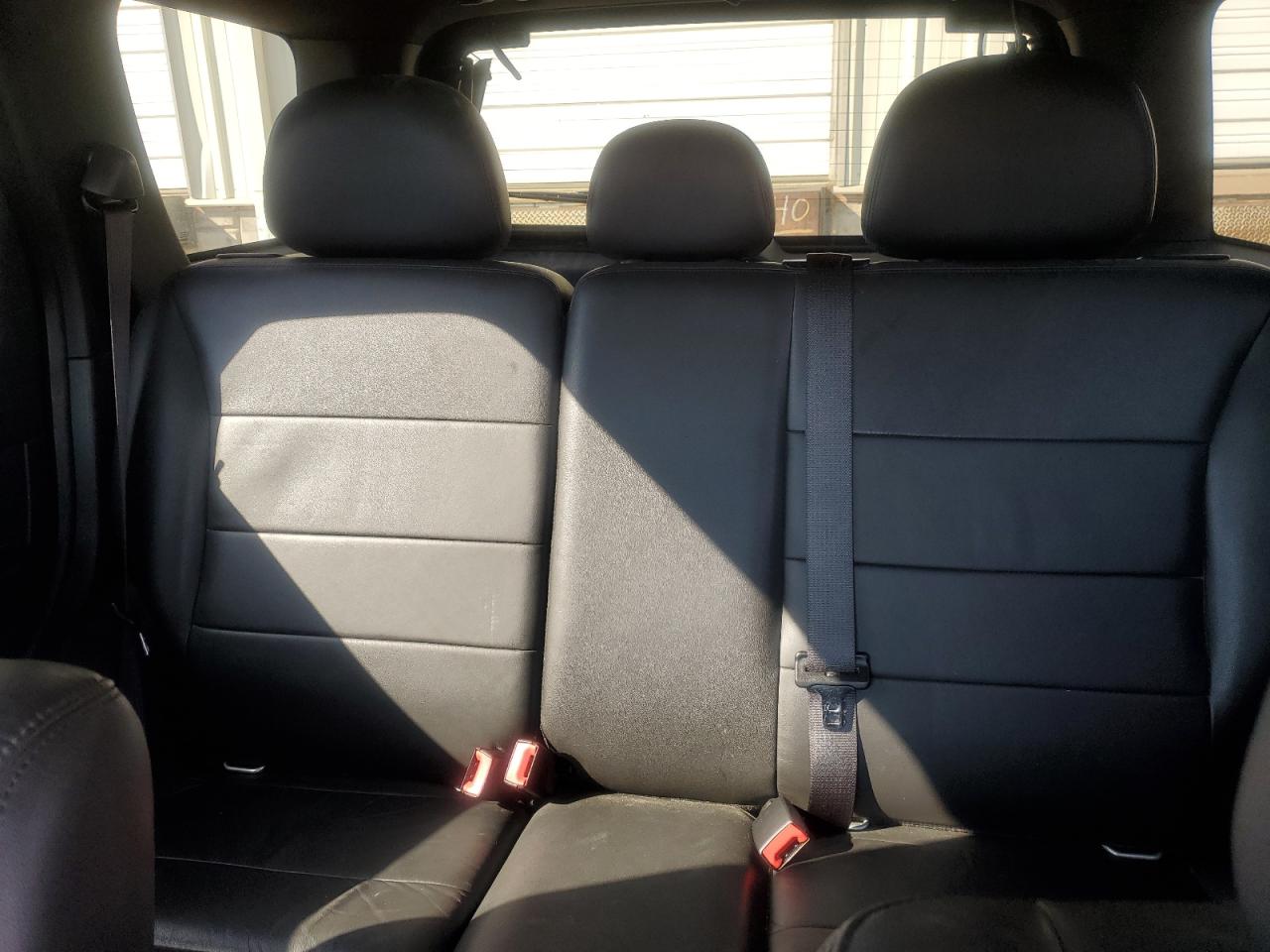 2010 Ford Escape - Image 10