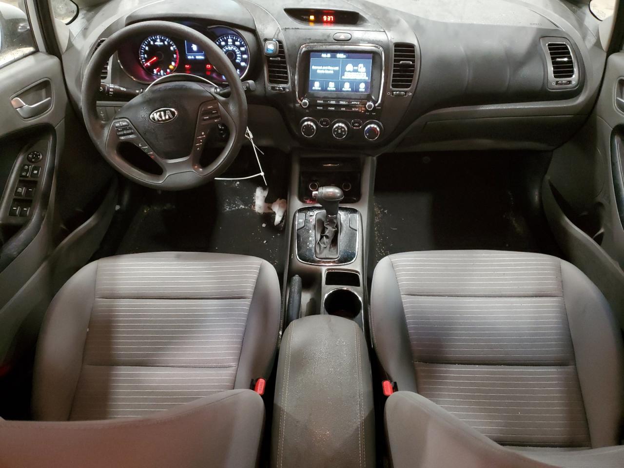 2018 Kia Forte - Image 8
