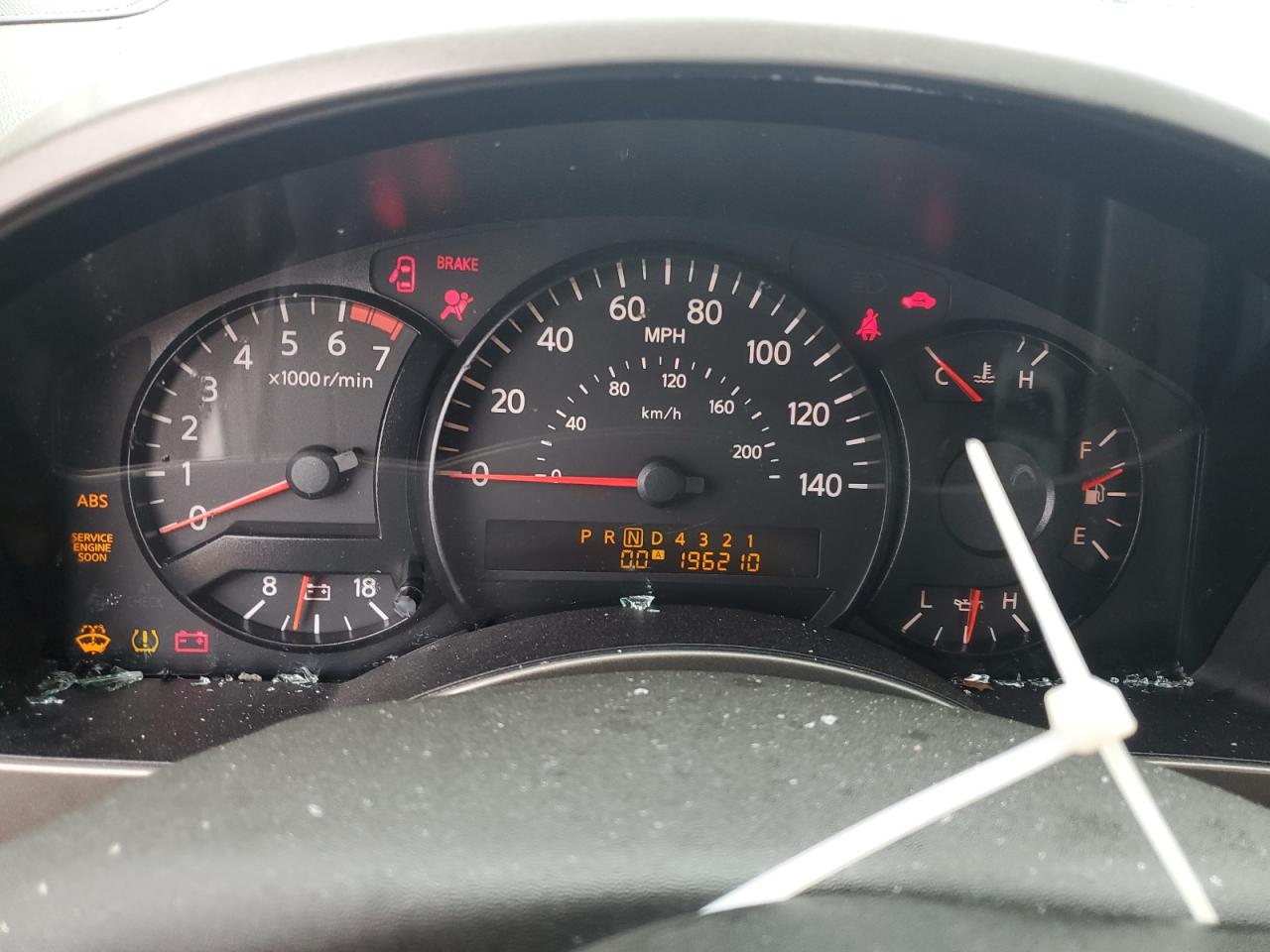 2006 Nissan Titan - Image 9