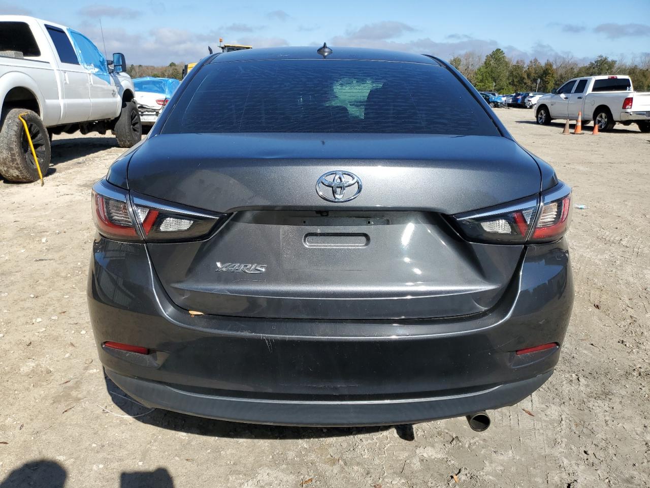 2019 Toyota Yaris - Image 6