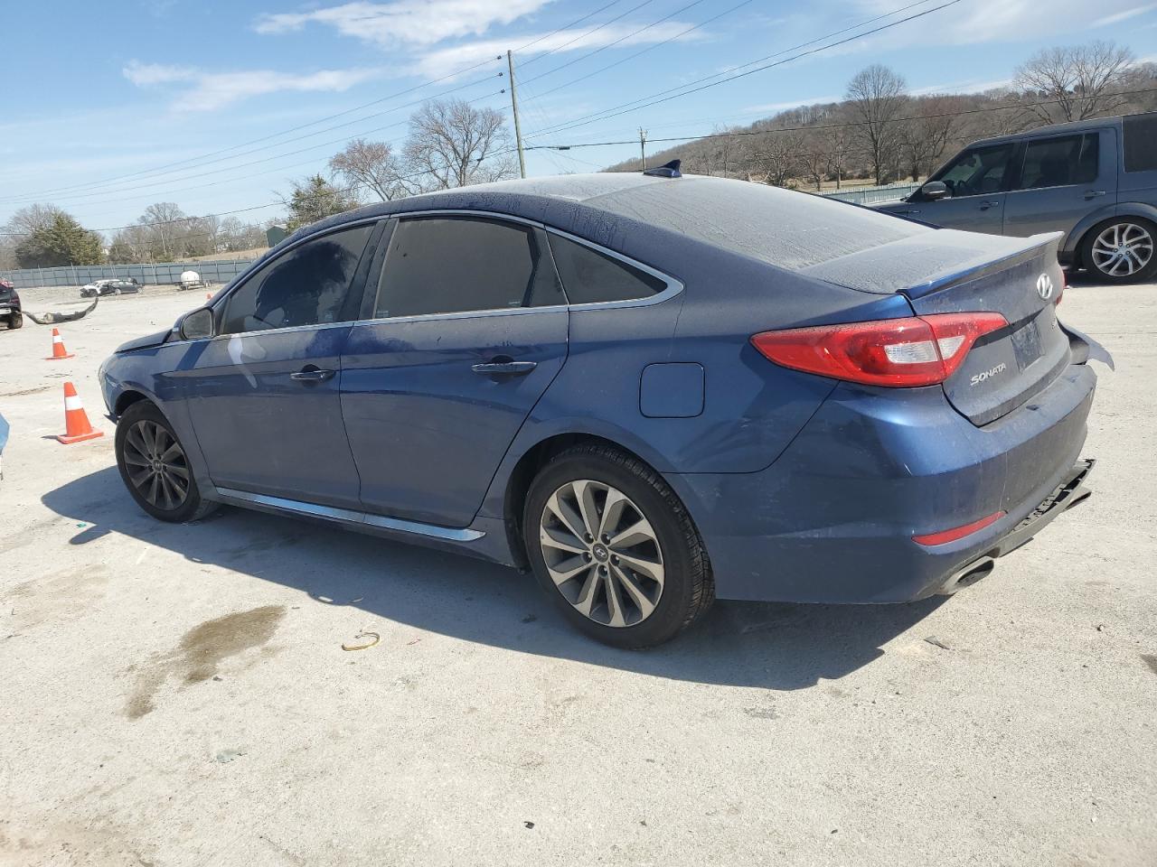 2015 Hyundai Sonata - Image 2