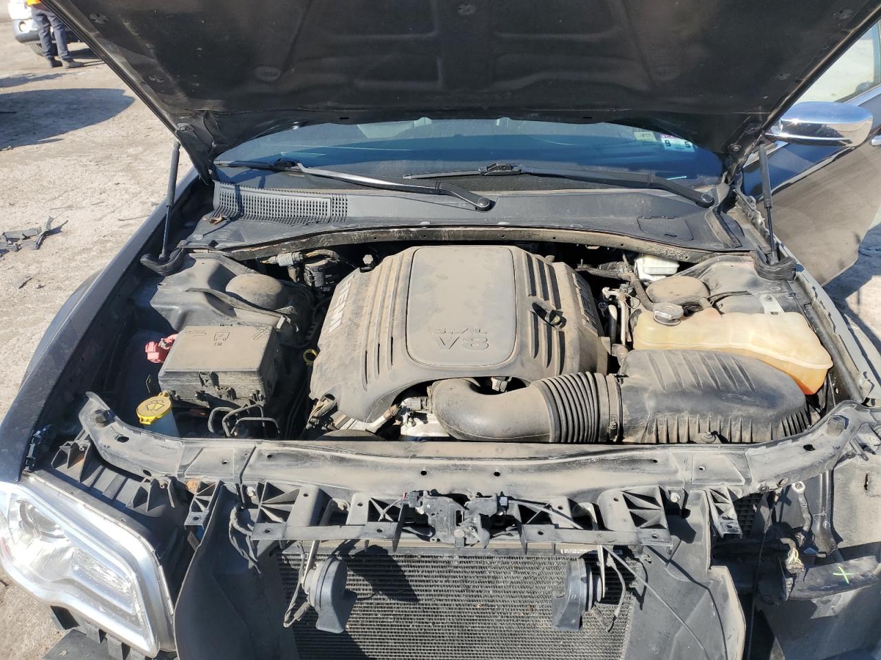 2014 Chrysler 300C VIN: 2C3CCAET2EH136148 Lot: 46530305