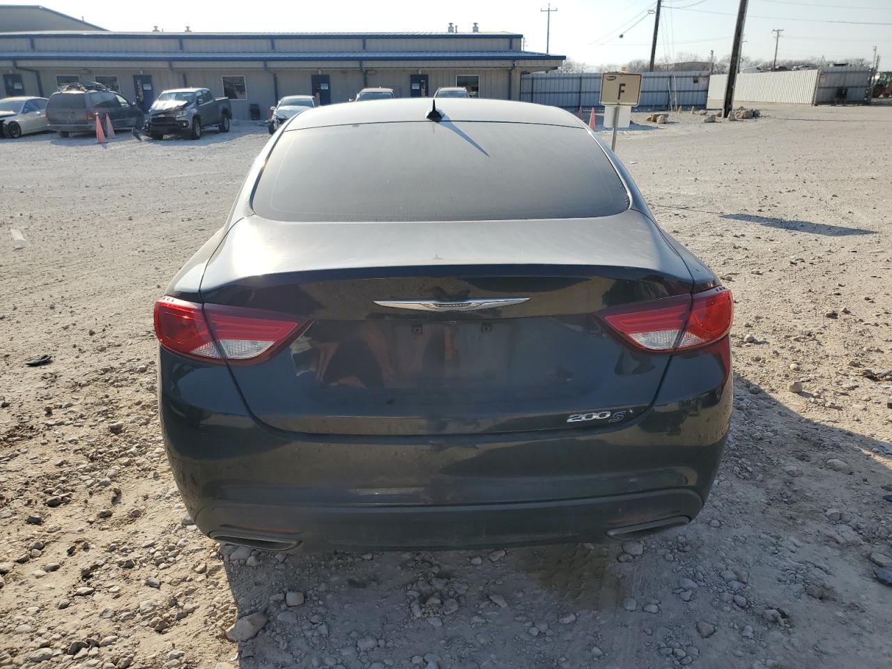 2015 Chrysler 200 - Image 6