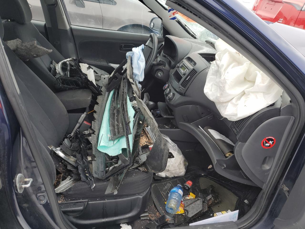 2008 Hyundai Elantra - Image 7