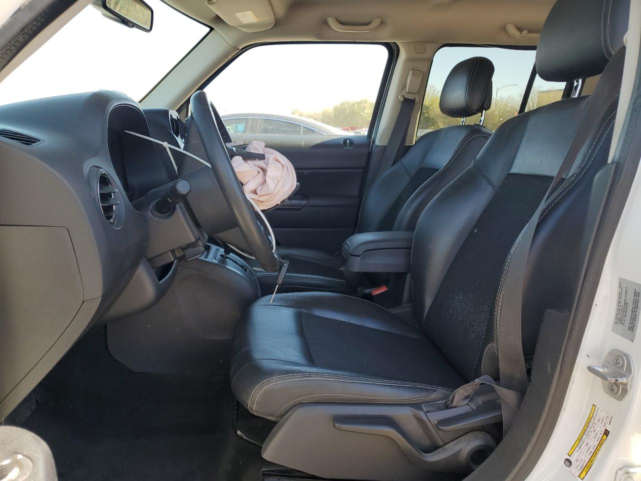 2016 Jeep Liberty (Patriot) - Image 7