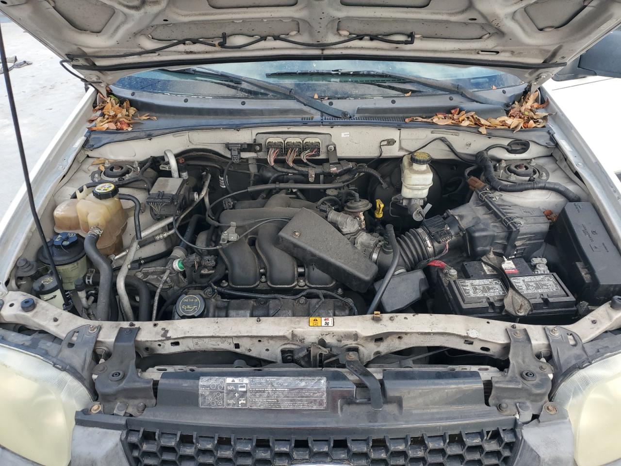 2007 Ford Escape - Image 11