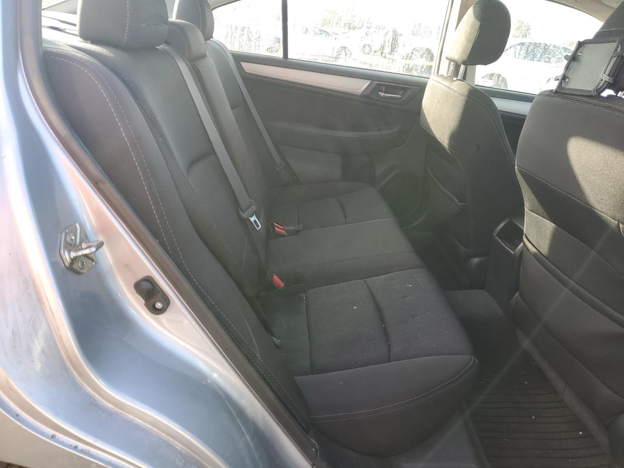 2015 Subaru Legacy - Image 10