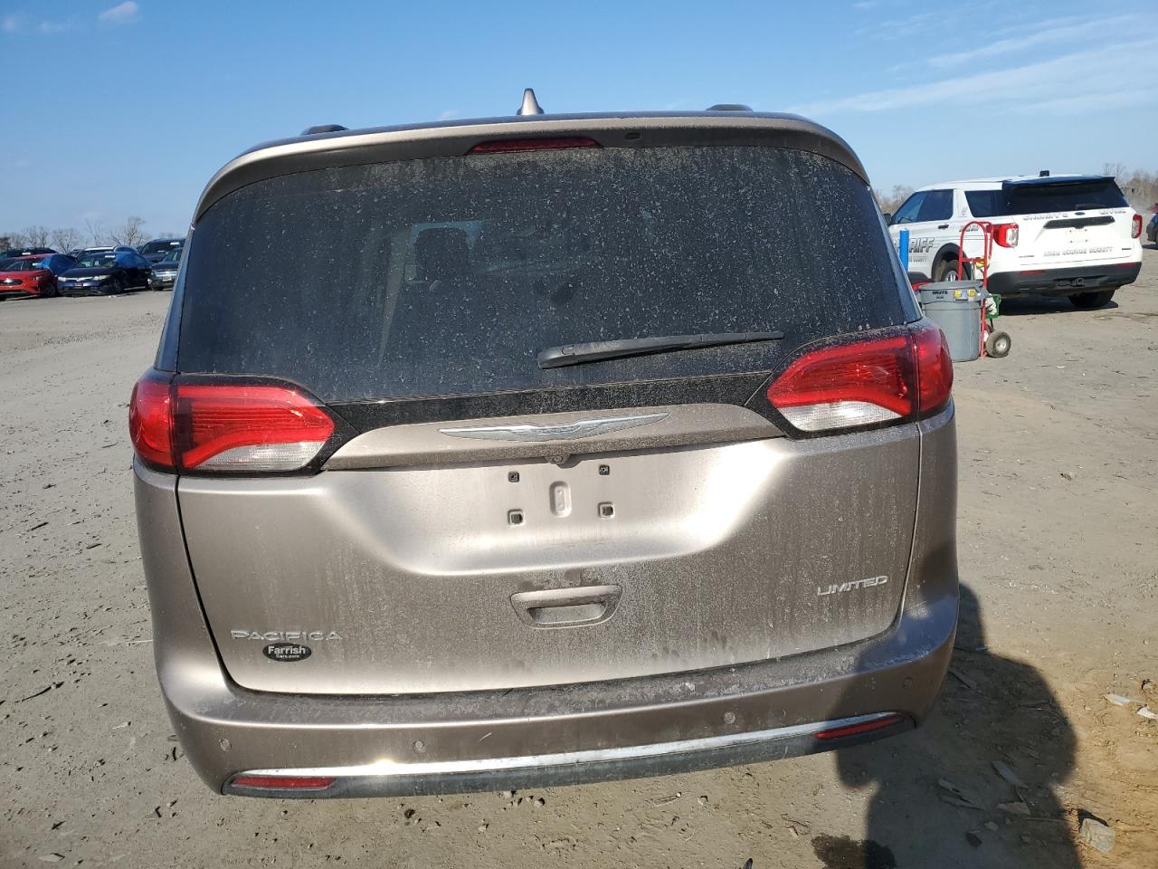 2018 Chrysler Pacifica - Image 6