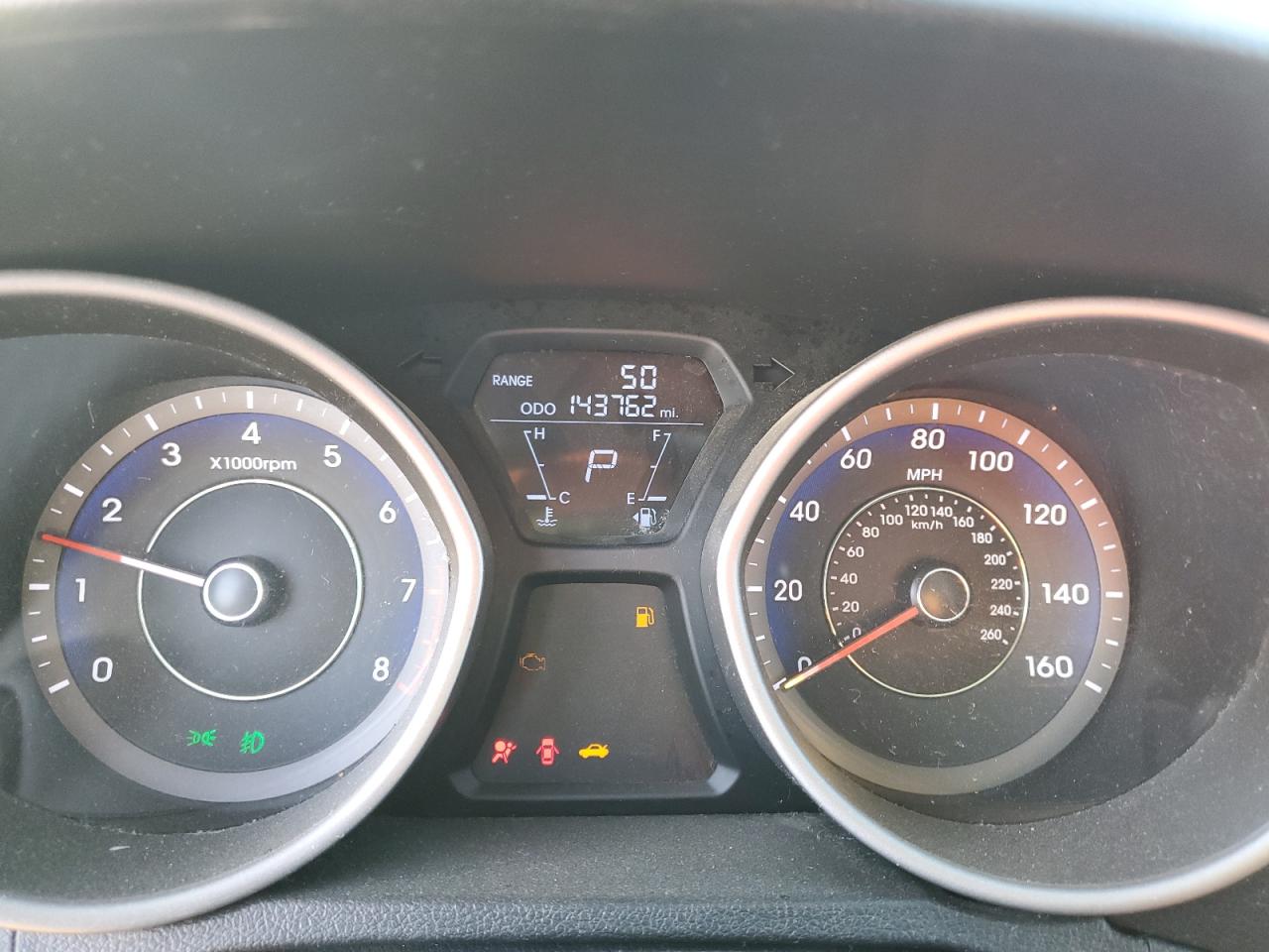 2011 Hyundai Elantra - Image 9