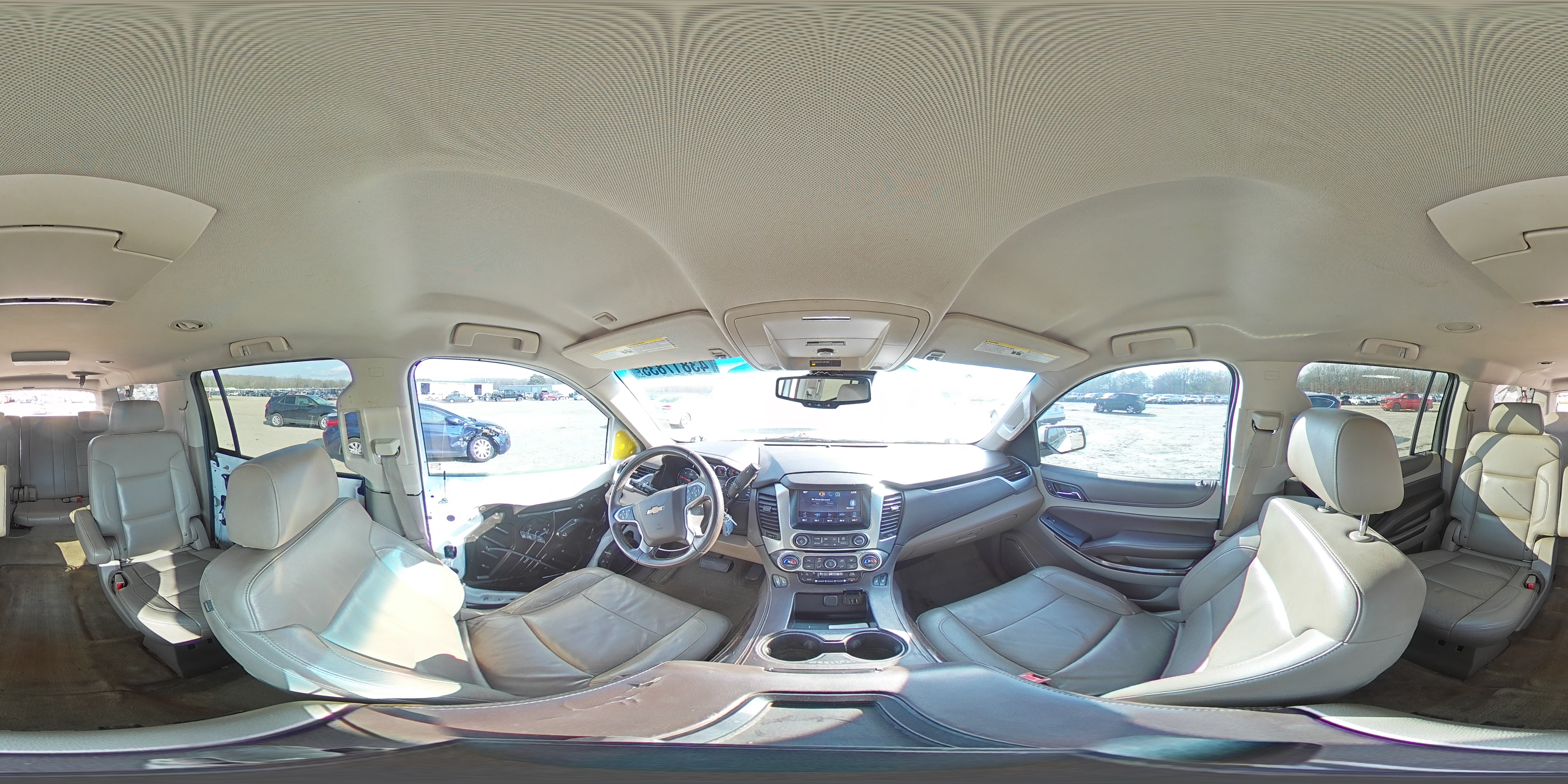 2015 Chevrolet Suburban - Image 14