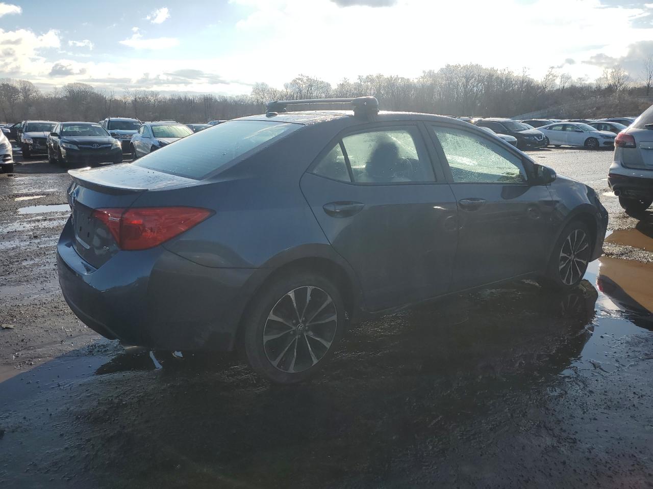2017 Toyota Corolla - Image 3
