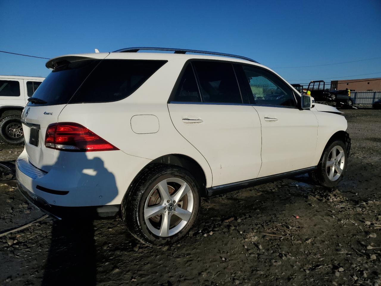 2017 Mercedes-Benz GLE - Image 3